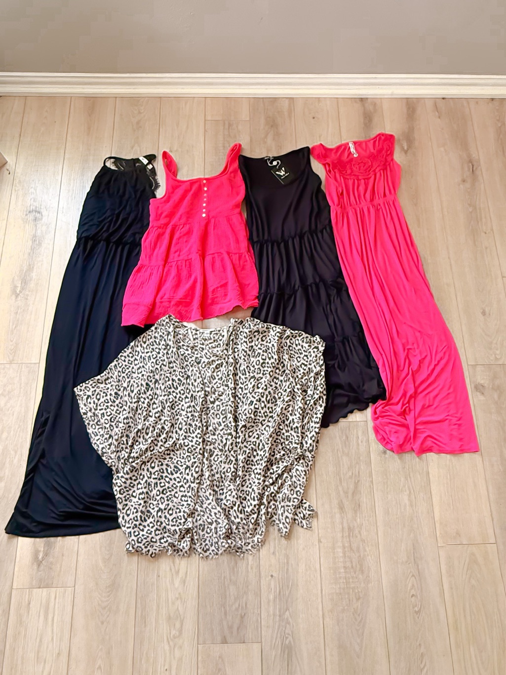 Maternity Friendly Comfy Summer Clothing Bundle Size M Vacation Shower Party Nwt